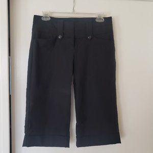 Capri pants